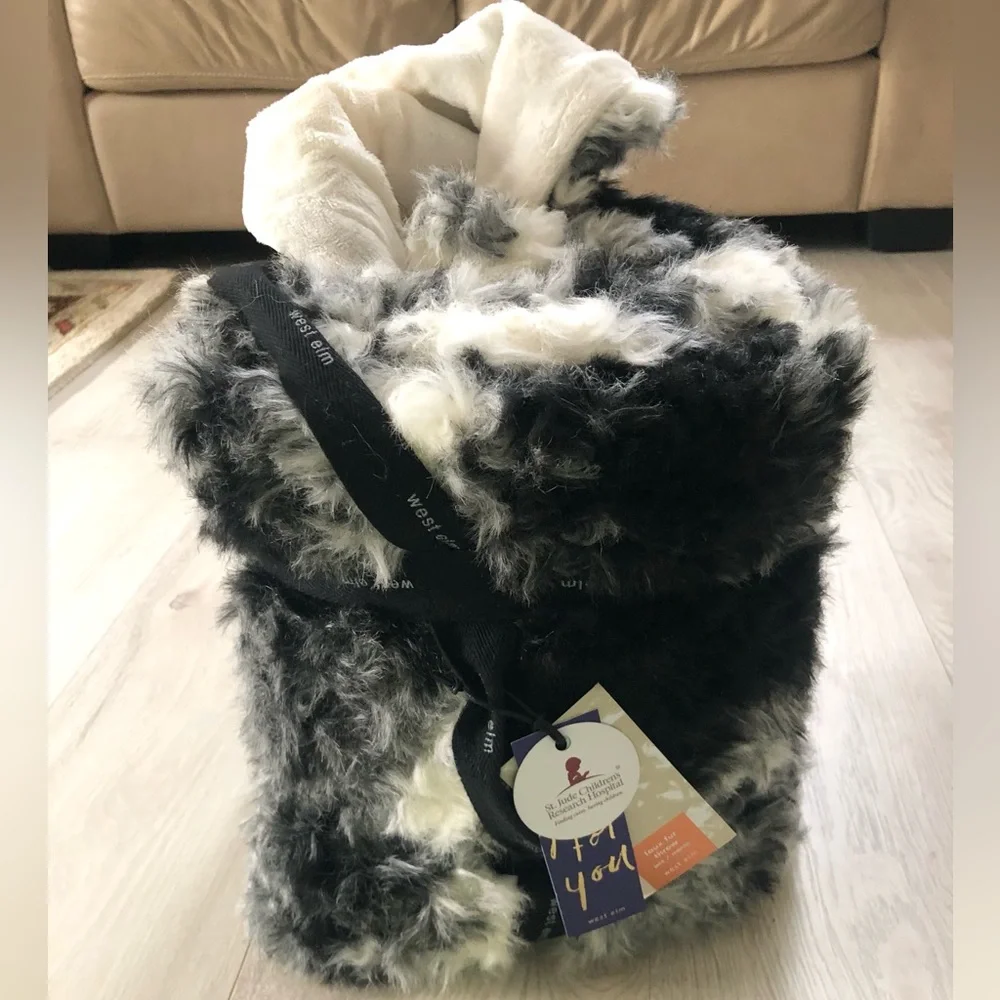 NWT West Elm Faux Fur Shearling Throw Blanket